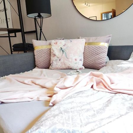 Apartment For Family & Friends Eisingen Екстериор снимка